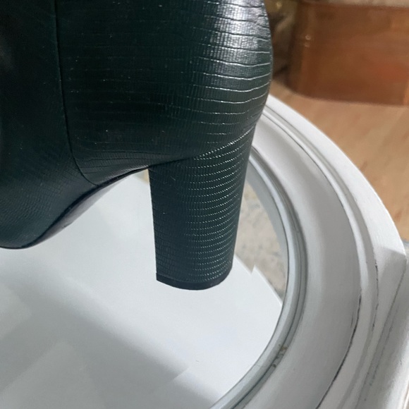 Dark forest green boots - Picture 3 of 4